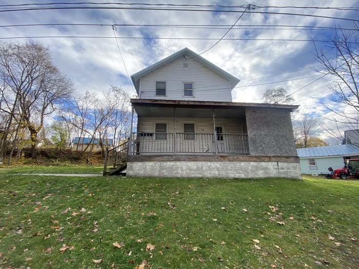 682 Huntington Street