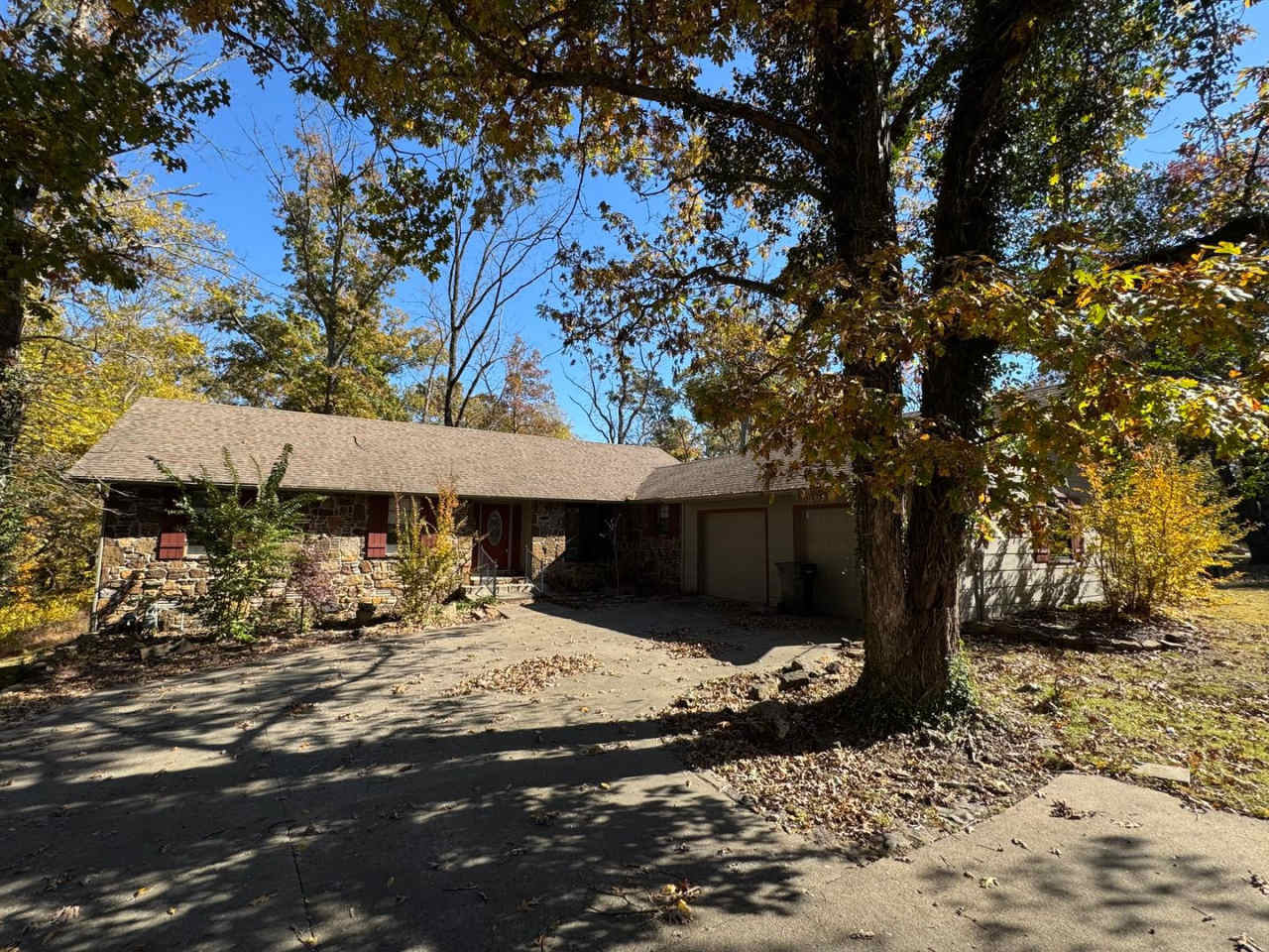 Dreamy 5 Bed/4 Bath House for rent in Rogers!!