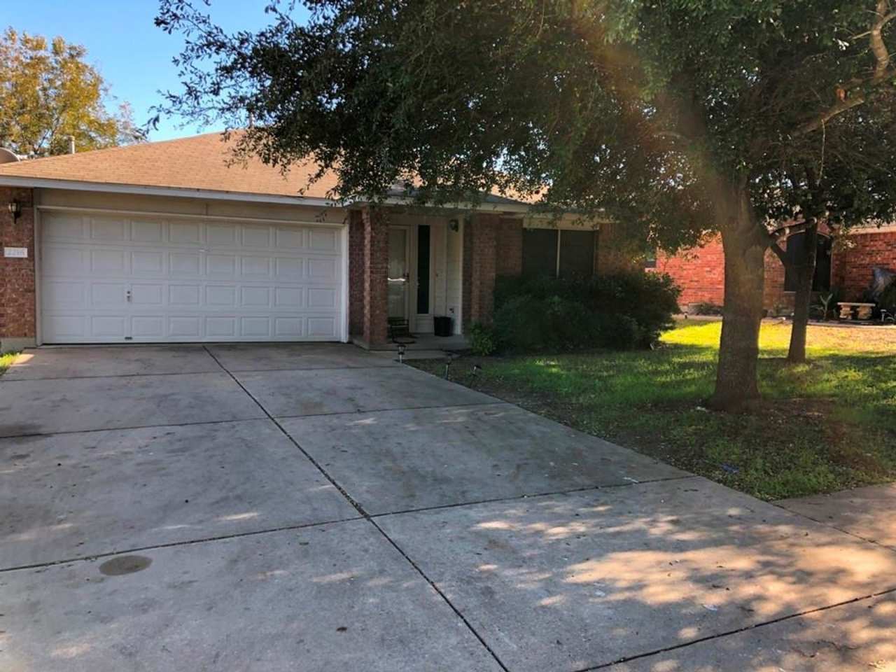 2216 Ada Lane in Round Rock is a charming single-family home built in 1999!