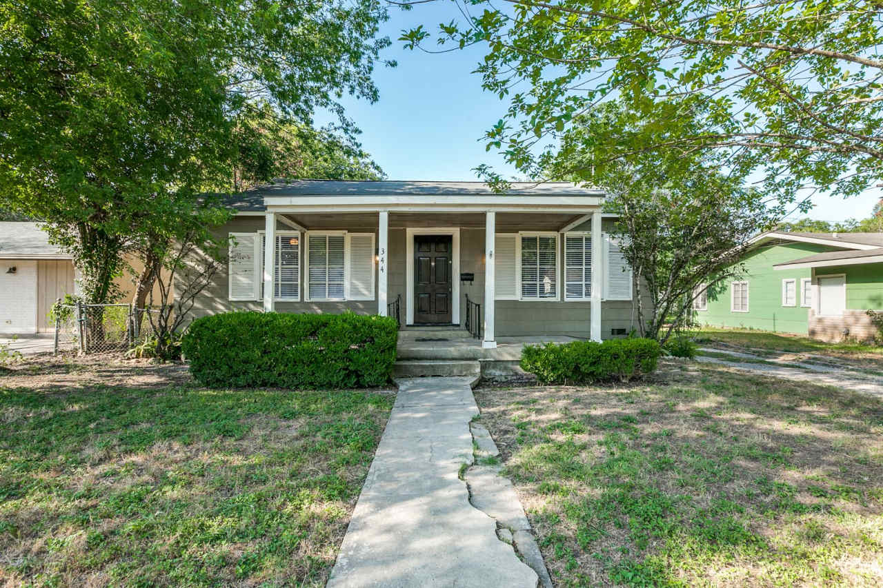 2-BEDROOM HOME IN MONTICELLO PARK