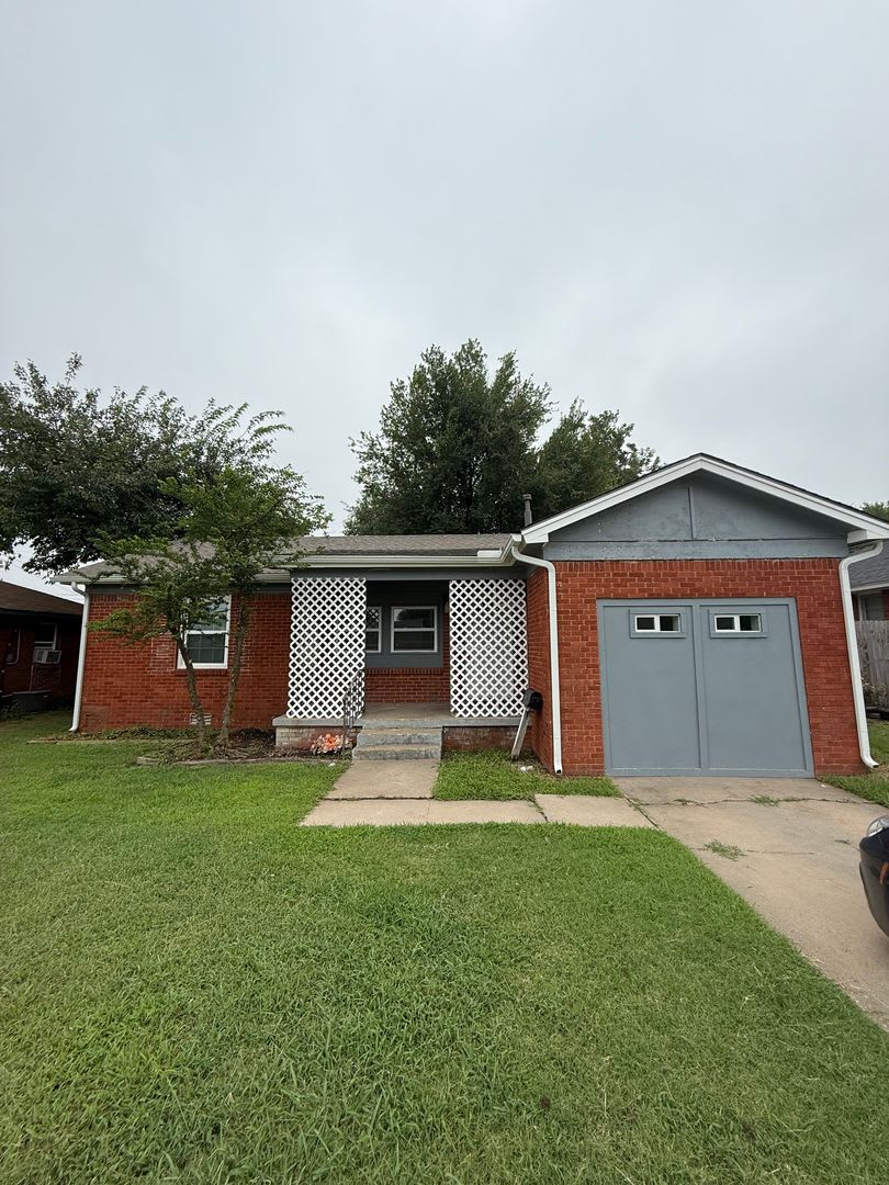 2 bed/1 bath home in South Oklahoma City