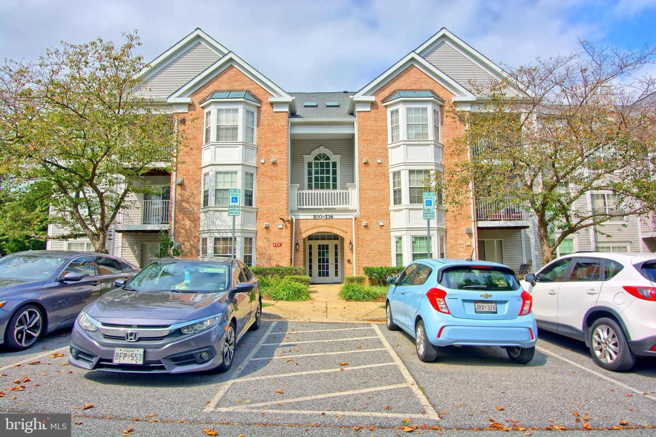 534 KENNINGTON ROAD unit: 534