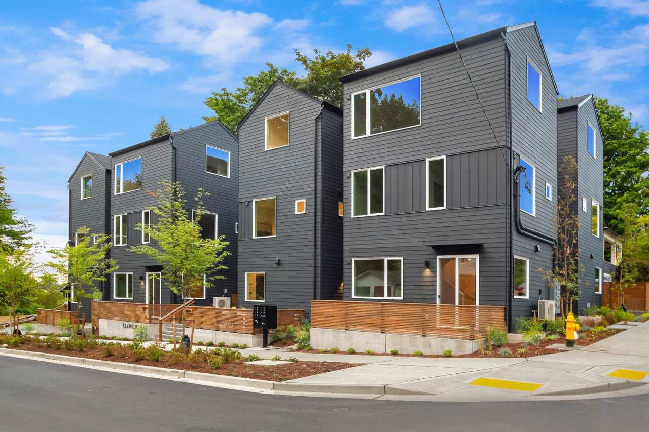 FREE RENT! BRAND NEW! 3bd, 2ba Townhome Built with Quality Materials and Thoughtful Design