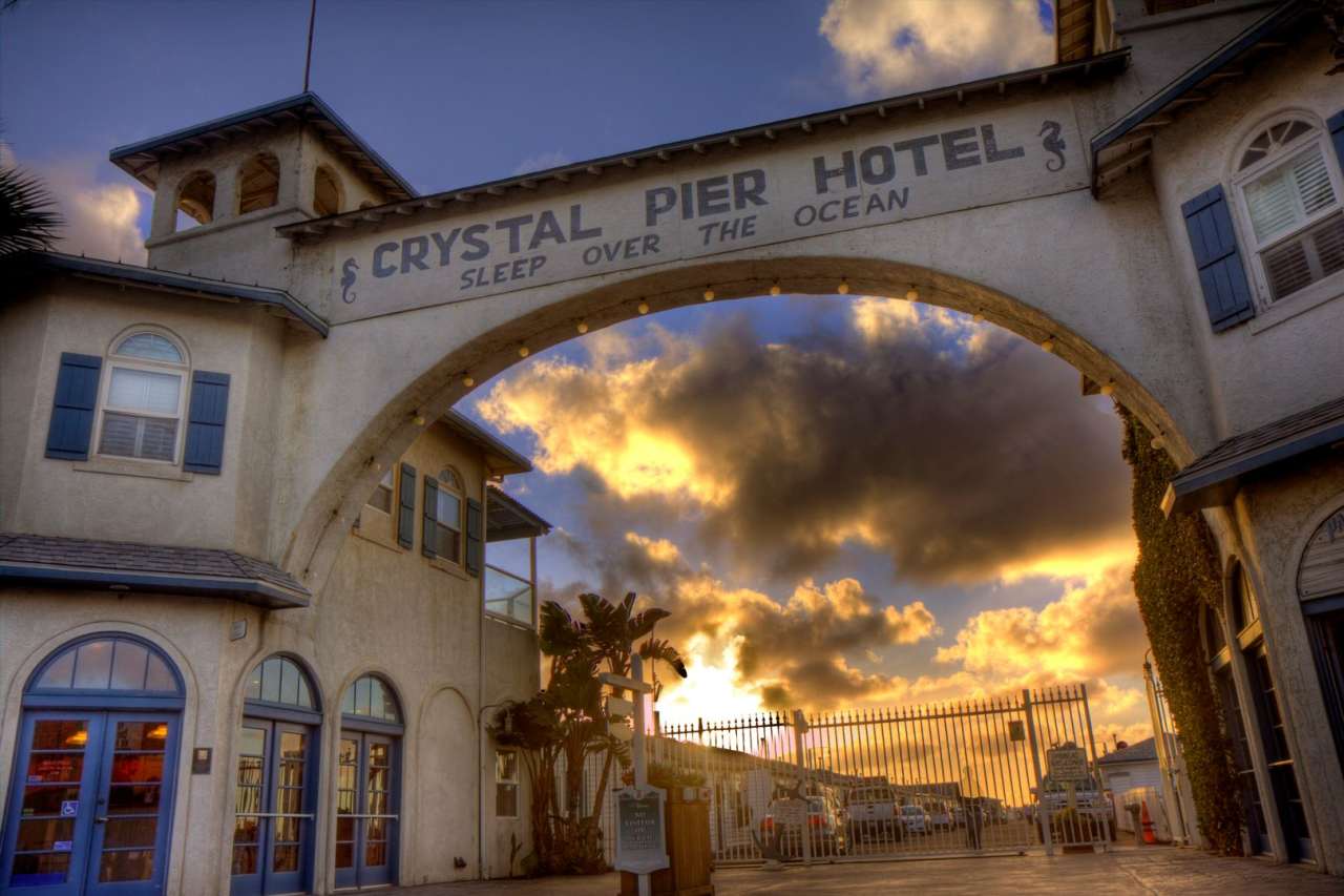 Pacific Beach 2 Bedroom with Garage