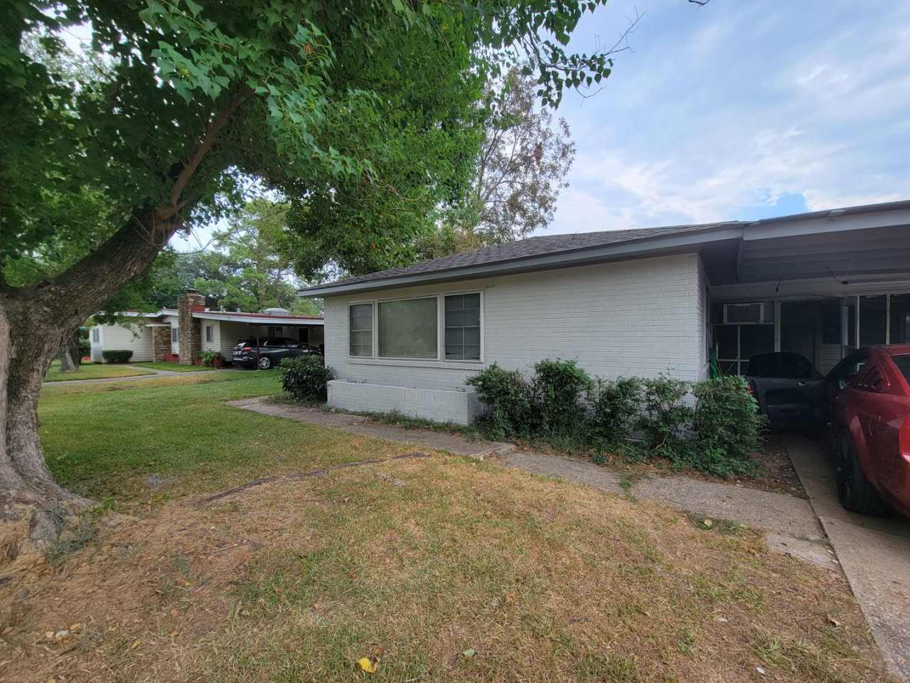 $500 Off 1st Month Special