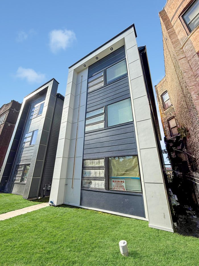 6218 South King Drive