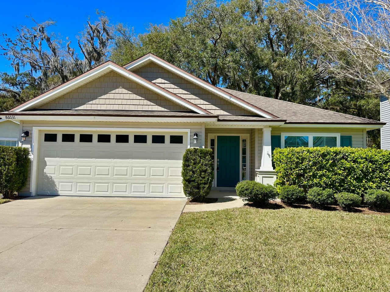 3/2, Pinewood Pointe Home, Lawn Care Included!