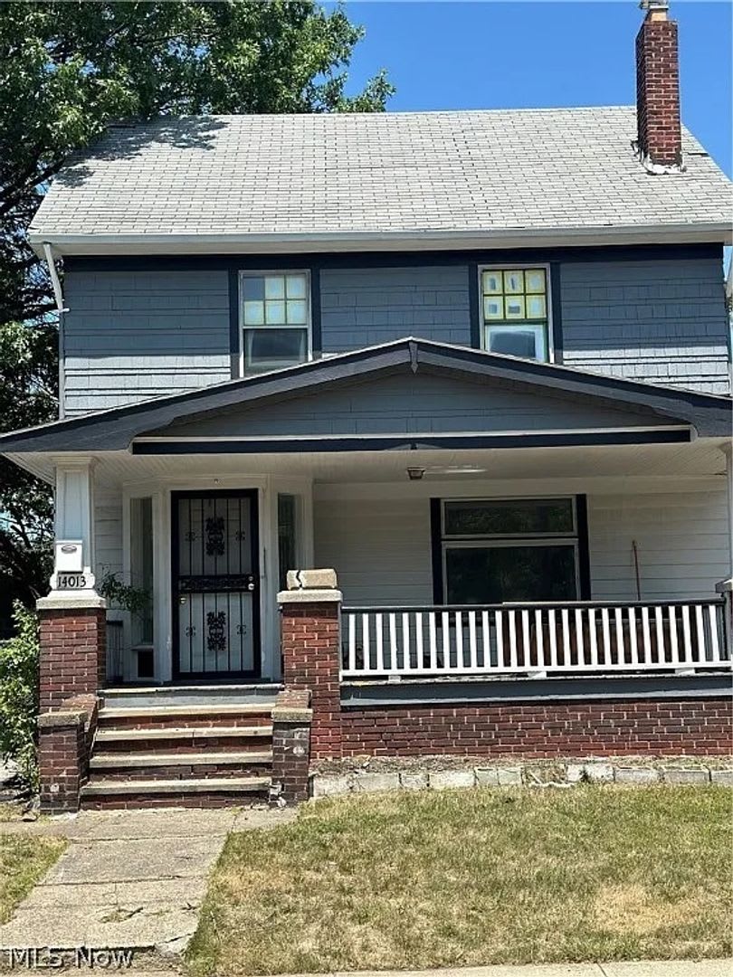 3 Bedroom 1 Bathroom House in Cleveland