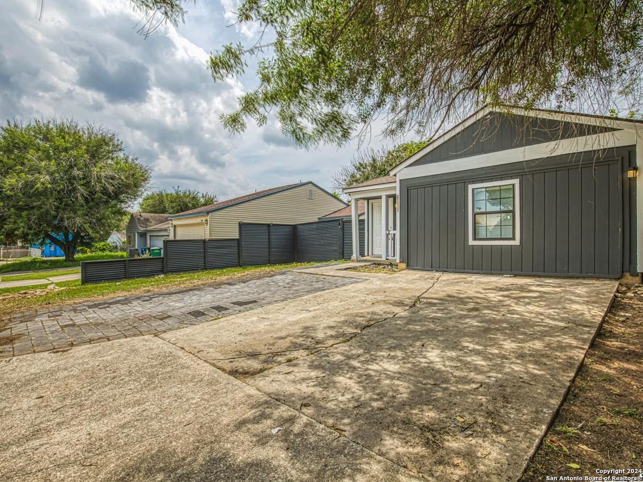 4111 Sunrise Terrace Drive
