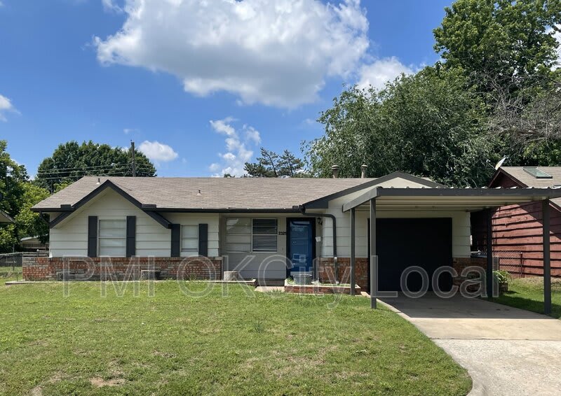 2325 North Redmond Avenue