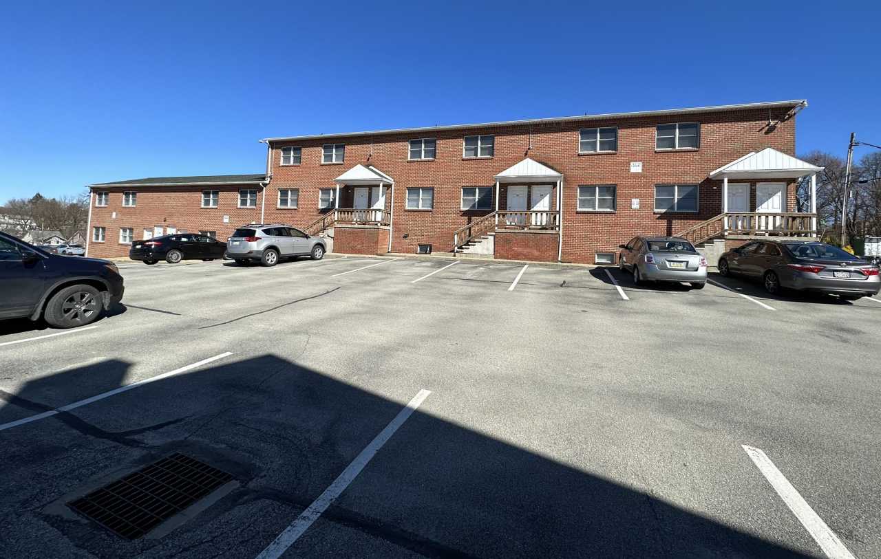 1027 Washington Street, Apt. 1