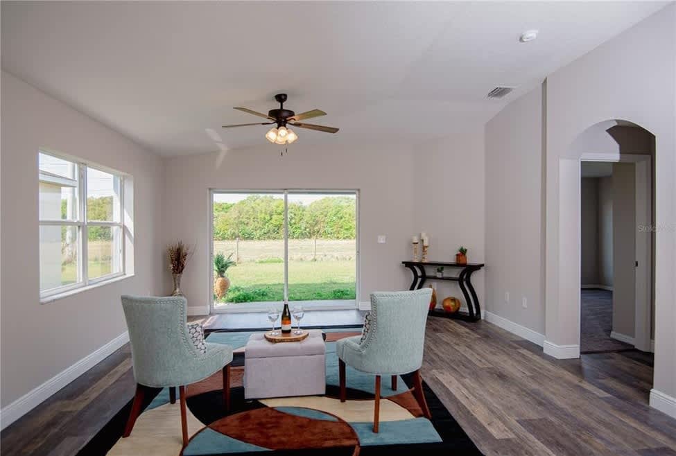 8002 Carriage Pointe Dr