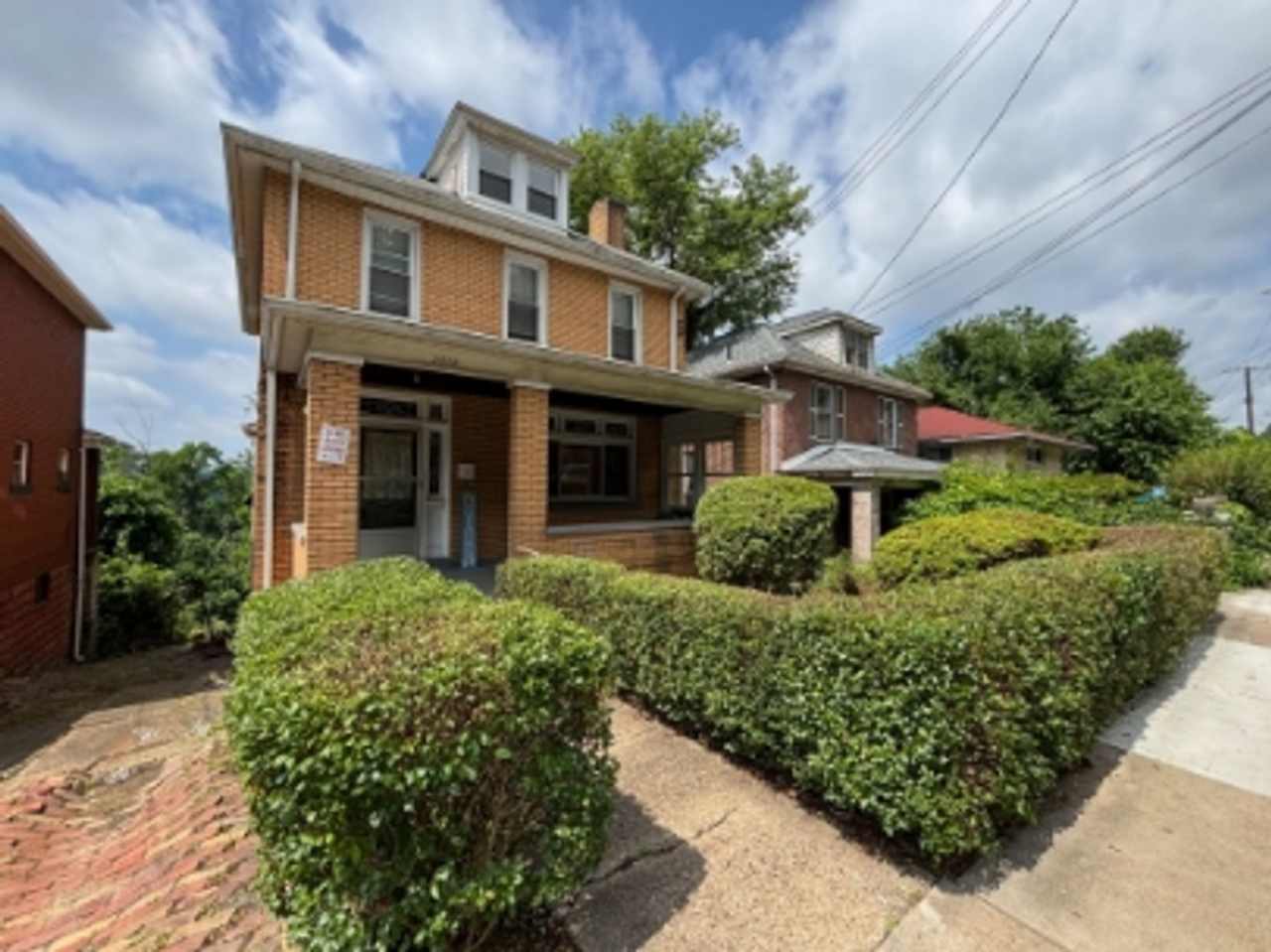 2728 Woodstock Ave. Pittsburgh, PA 15218