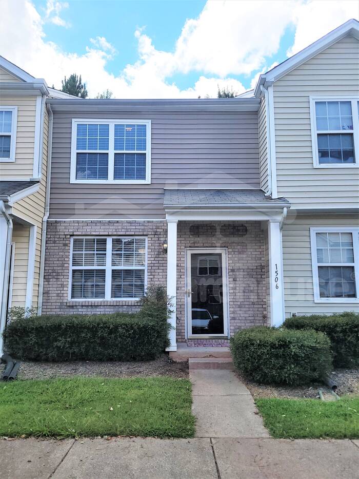 1506 Oxleymare Drive