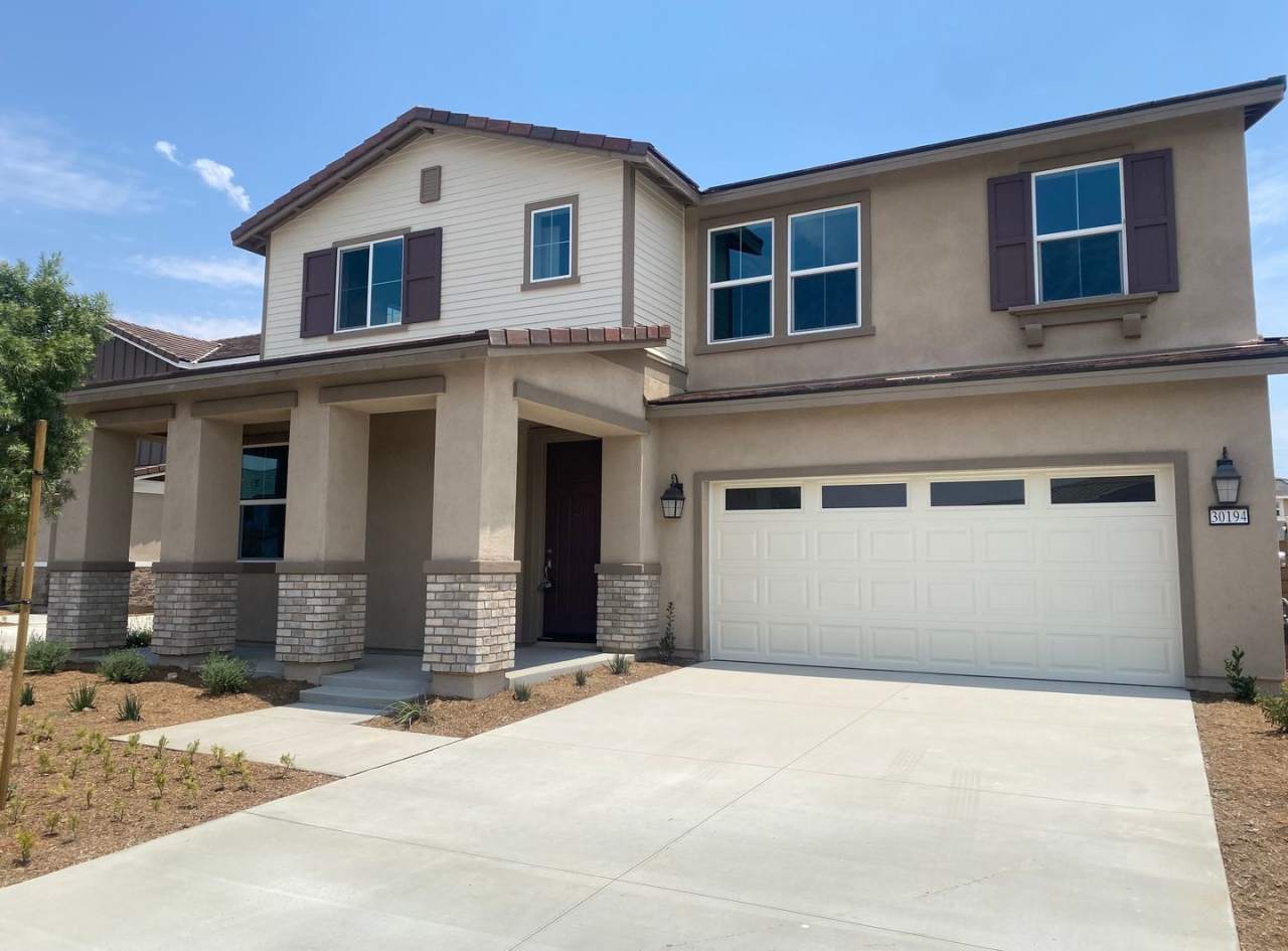 Like New Menifee 4 Bedroom Home