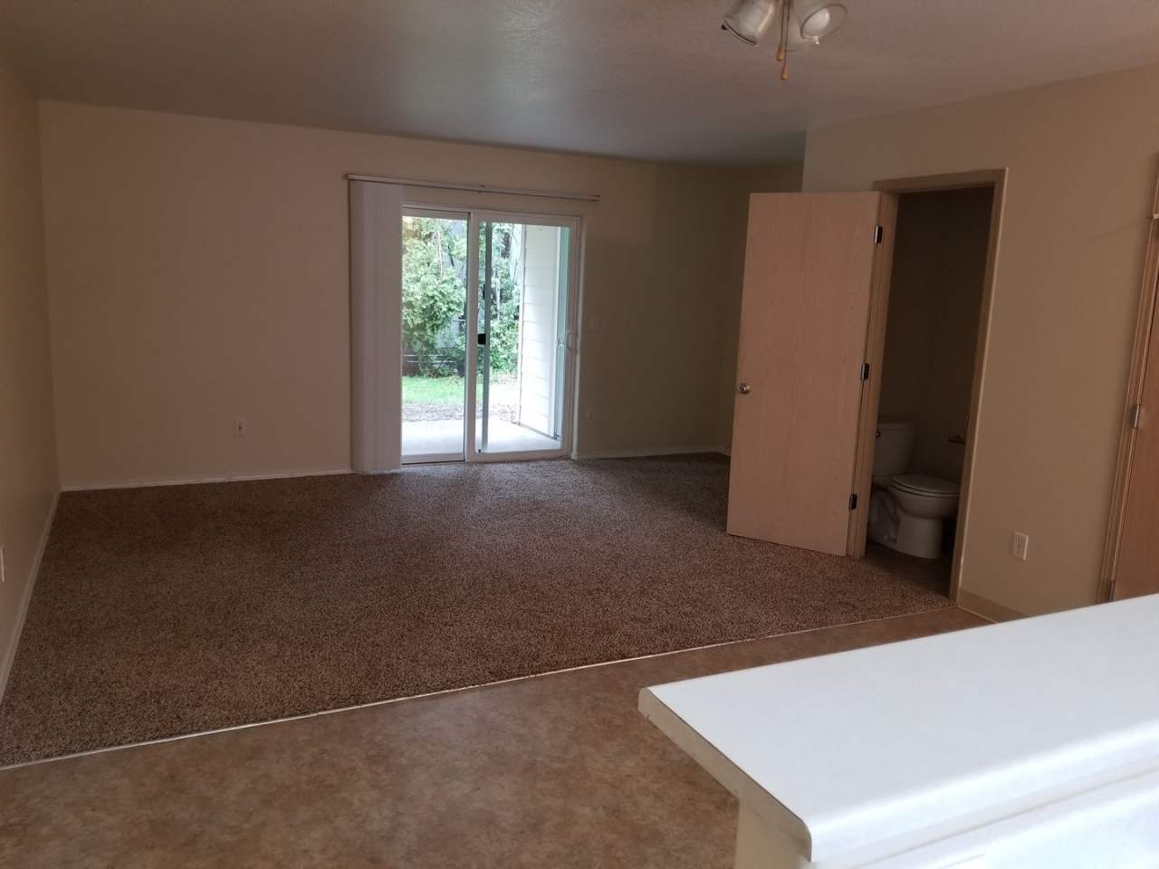 PM-87 SE 6th Willow Point Apts