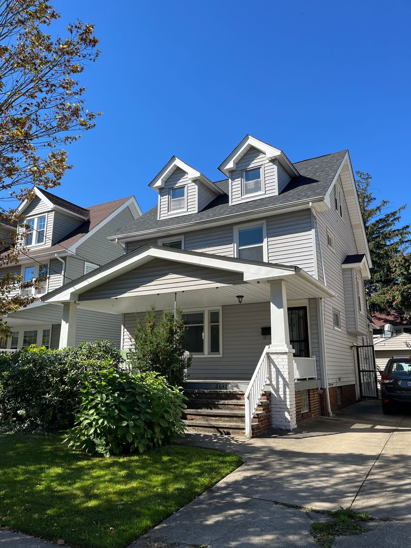 Charming 3-Bedroom Home in the Heart of Cleveland