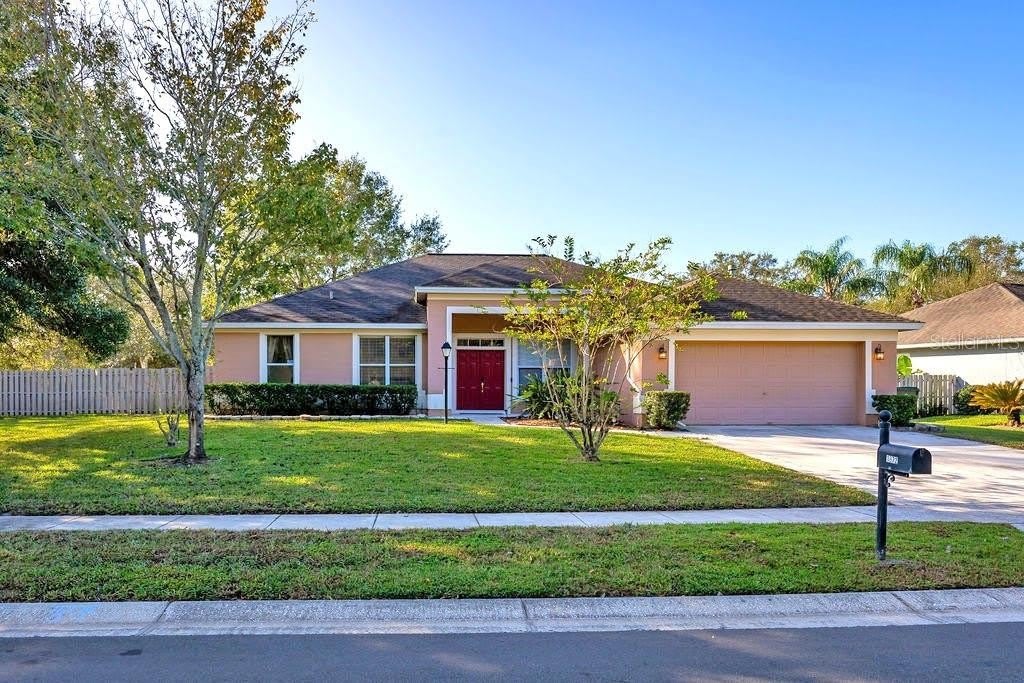 1672 SPARKLING WATER CIRCLE