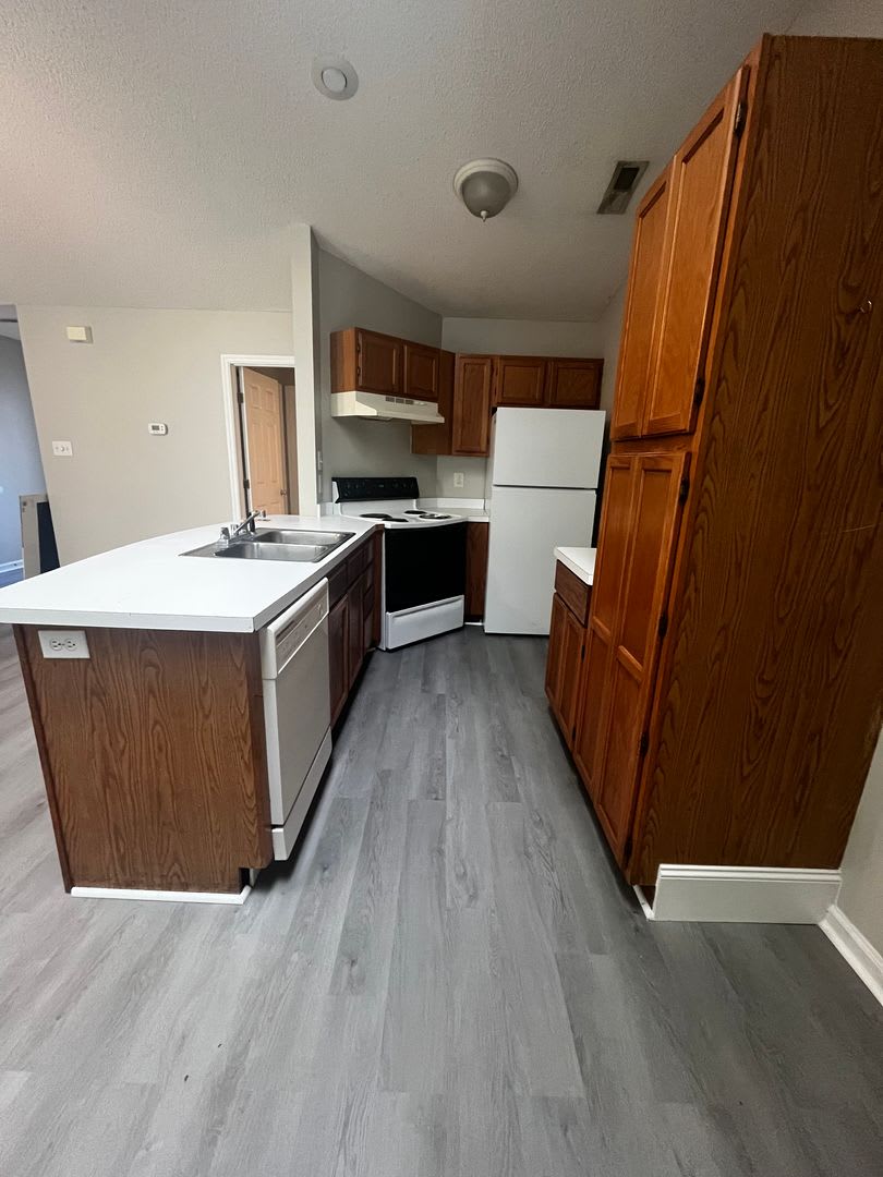 Paddock Place Apartments