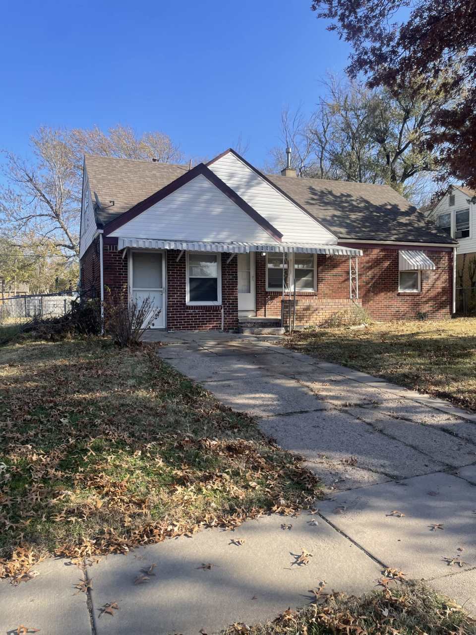 1658 North Bluff Street