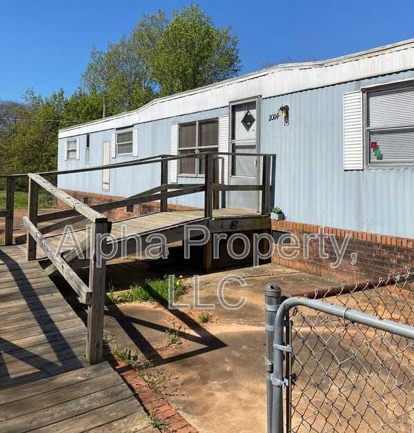 2004 Old Pendleton Road