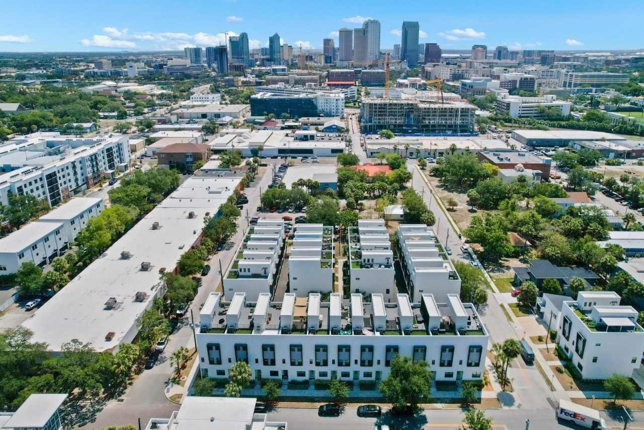 401 N OREGON AVENUE