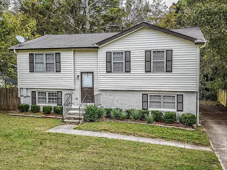 3218 Uvalde Lane Northwest