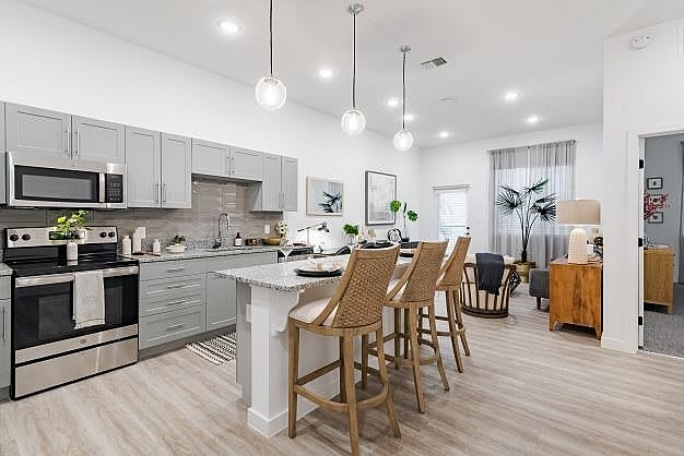 Parasol Melbourne - 55+ Active Adult Apartment Homes