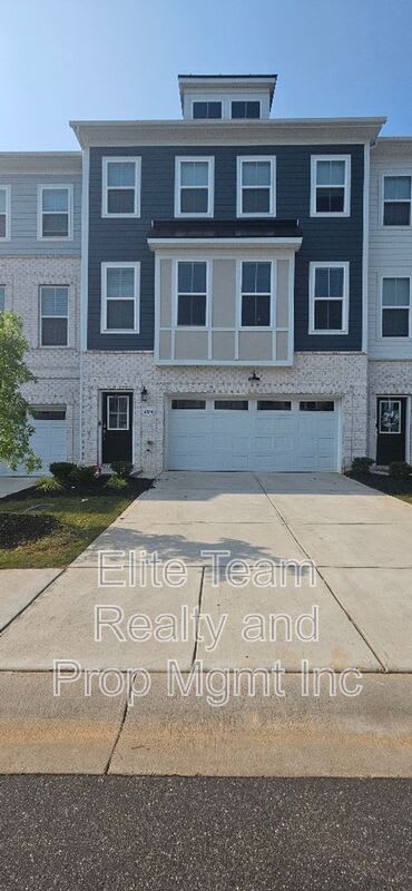 4509 Forsyth Place