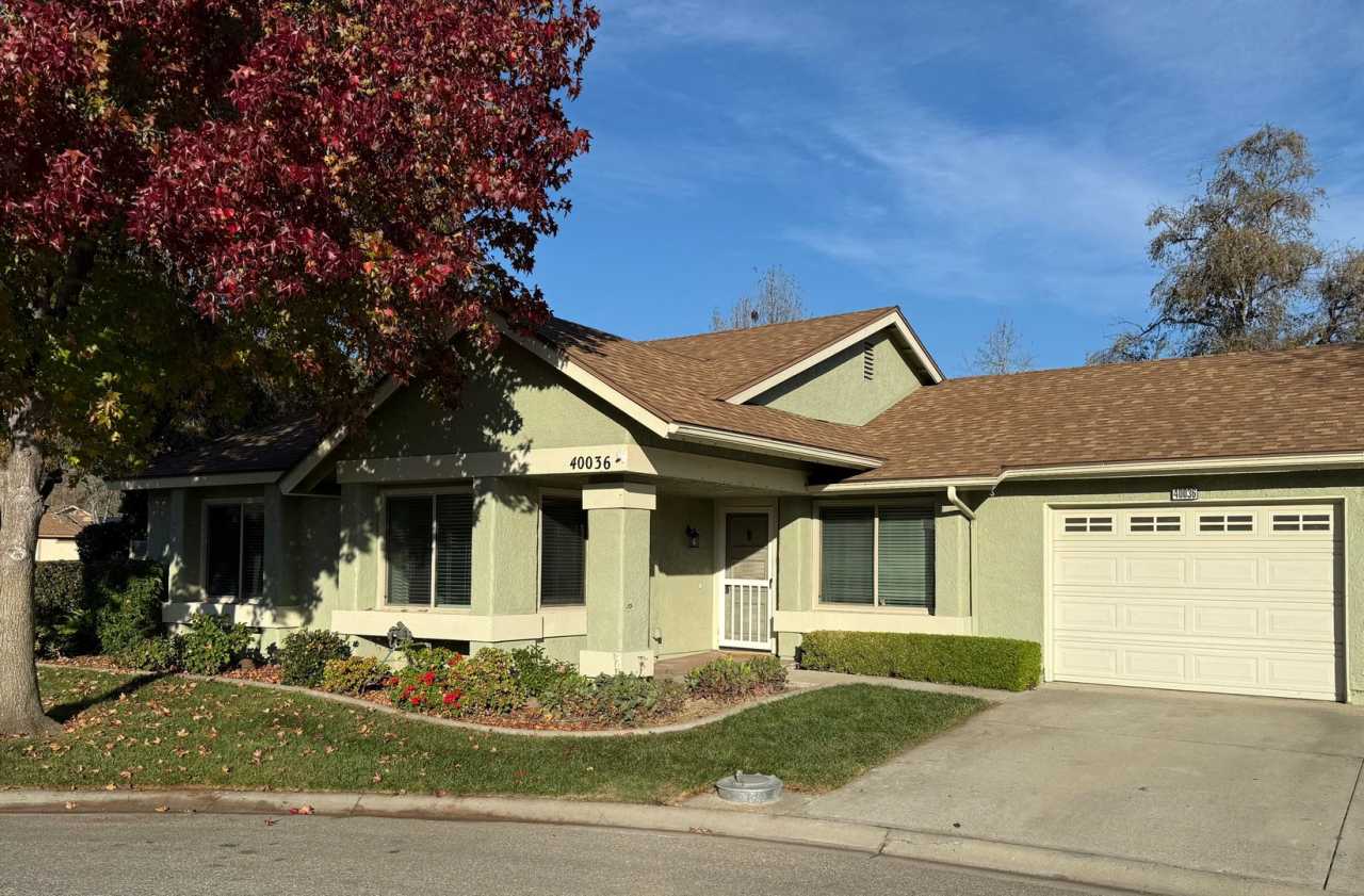 An Amalfi Model for Rent in Leisure Village