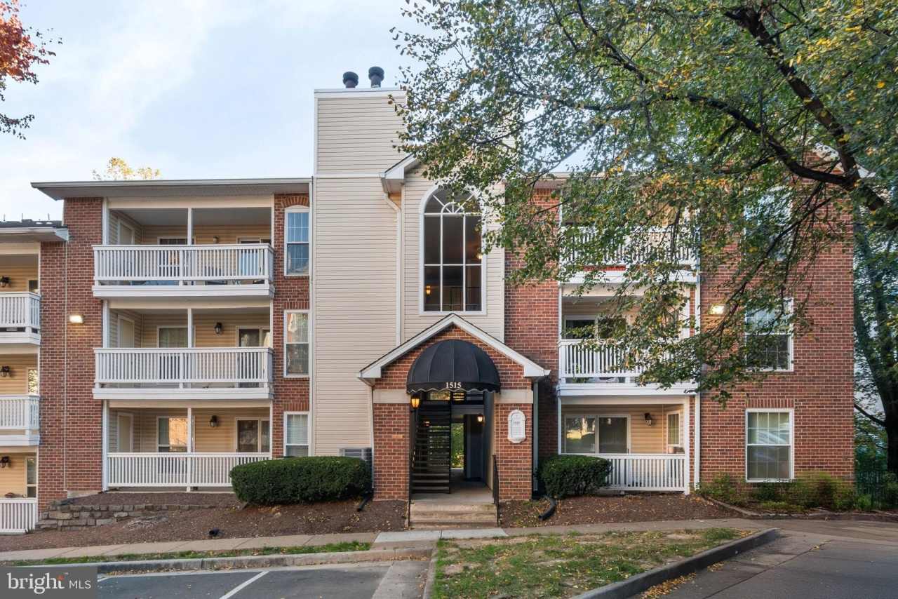 1515 LINCOLN Way unit: 203B