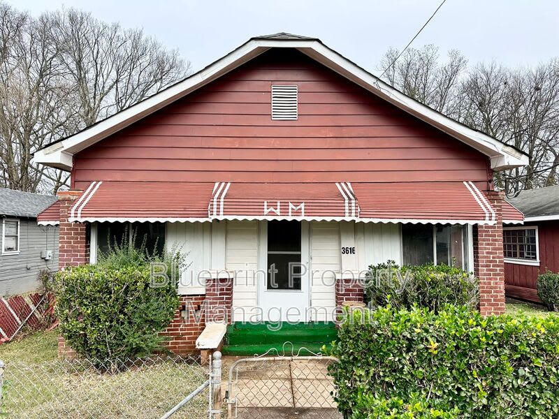 3616 Maple Avenue Southwest