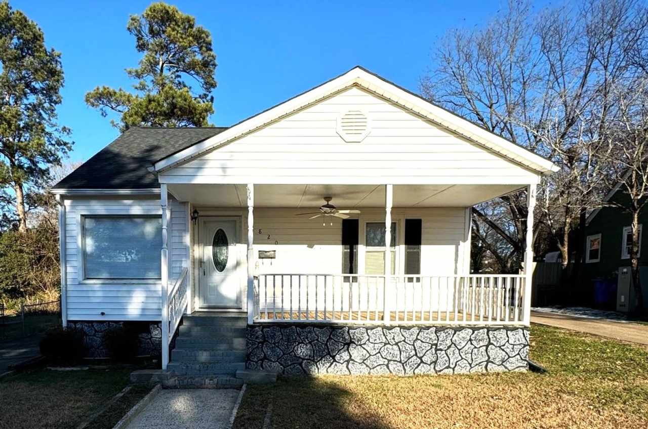 3-Bedroom, 3-Bathroom Home - Close to Winthrop Coliseum, Shopping