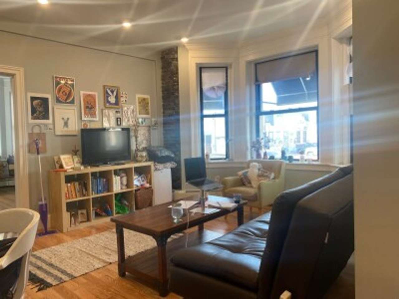 HOT ALLSTON LISTING!!!!