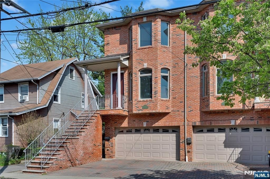 236 COLUMBUS Avenue A