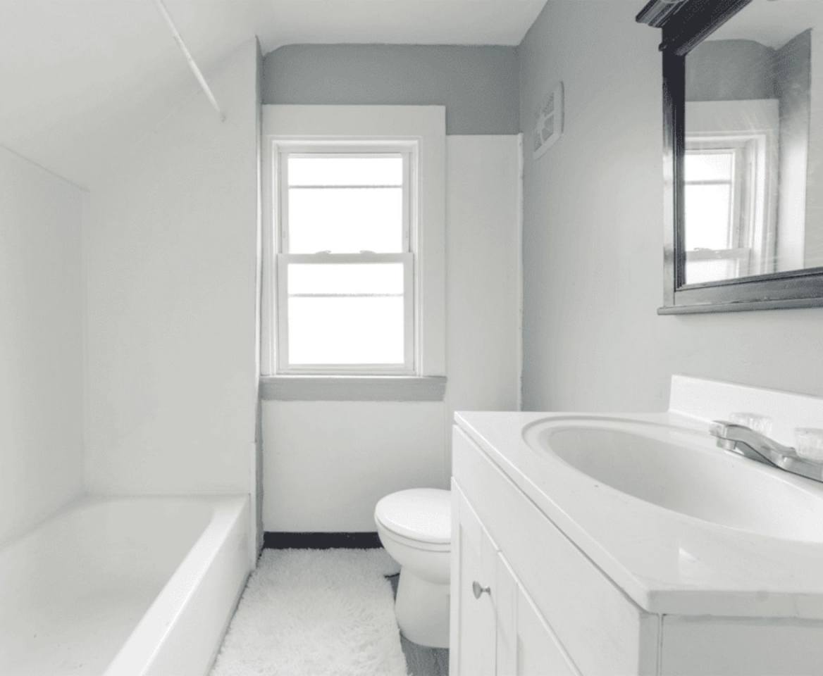 Charming 2-Bedroom 1 Bathroom Property in Prime Location