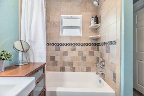 209 West Osborne Avenue