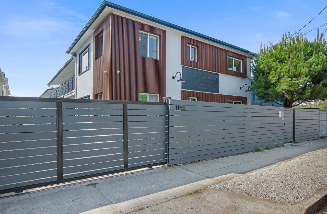 A Warm Welcome Awaits You at 1155 Madison Ave!