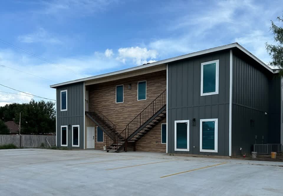 1906 Dolores Del Rio Avenue - 1