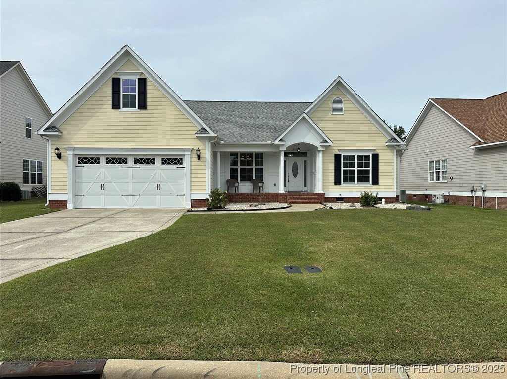 2912 Eagle Crest Lane