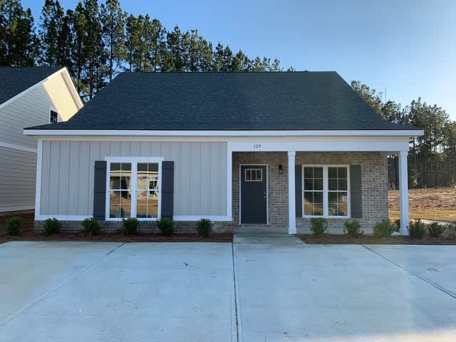 109 Highlands Crossing Blvd