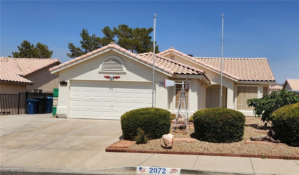 2072 Buckeye Reef Street