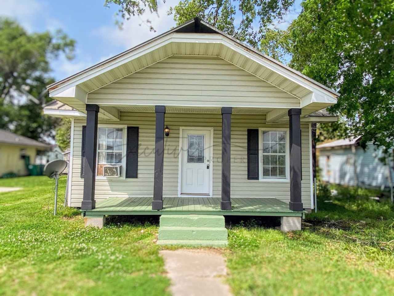 For Rent – 211 N. Johnson Street, Sulphur, LA 70663