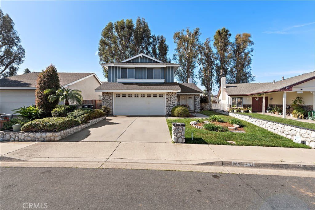 27222 Eastridge Drive