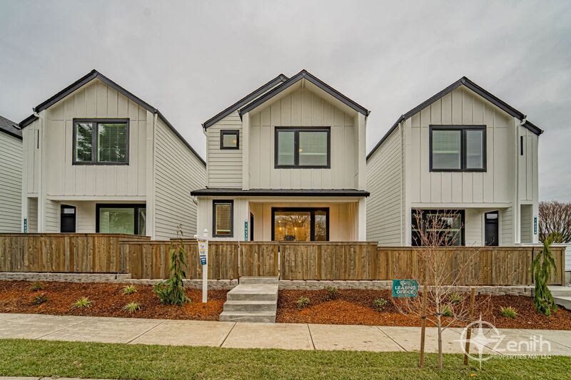 16330 NE 20th Street