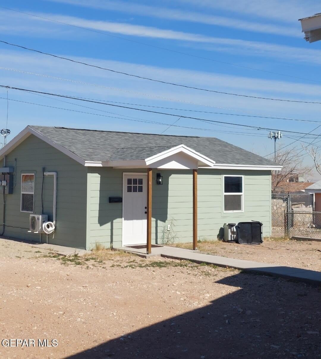 3401 POLK Avenue unit: Rear Apt