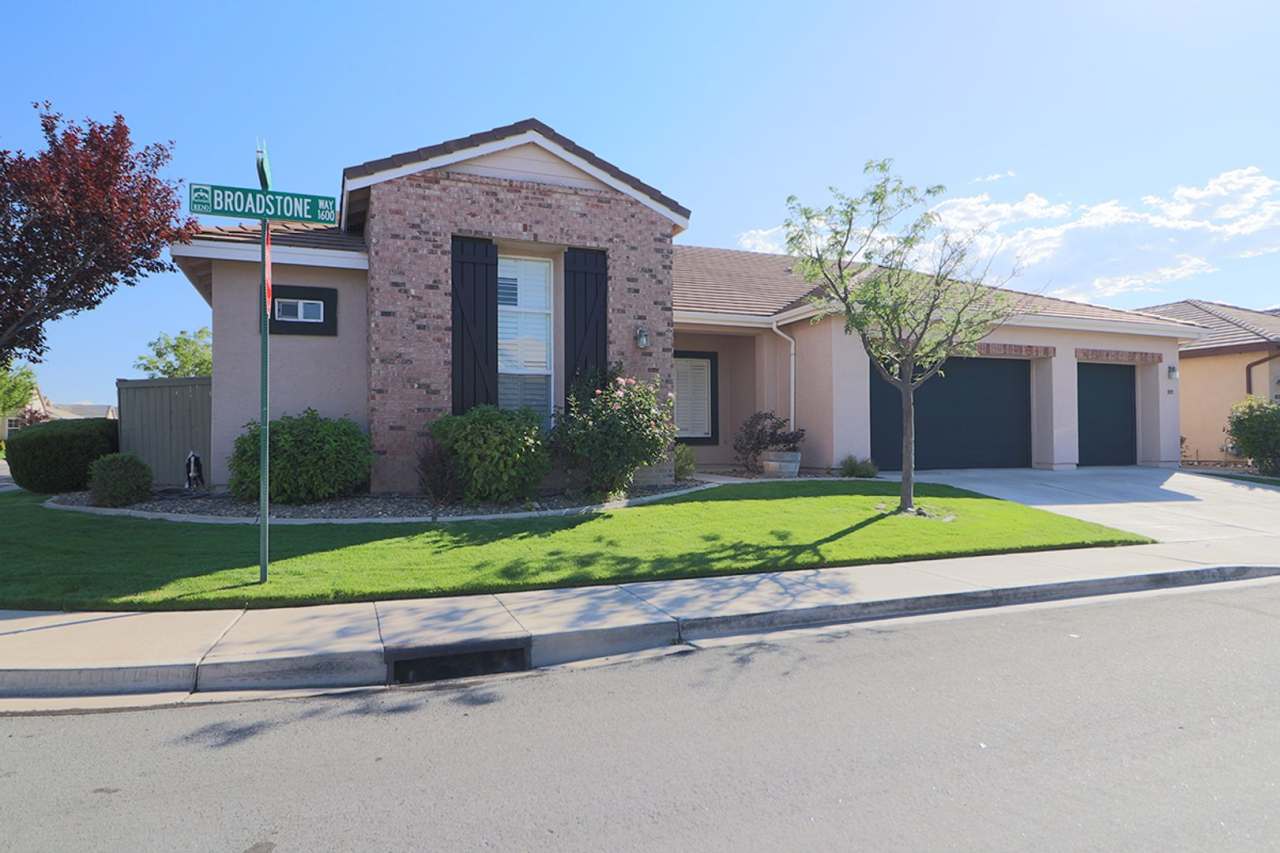 1692 Broadstone Way, Reno, NV 89521