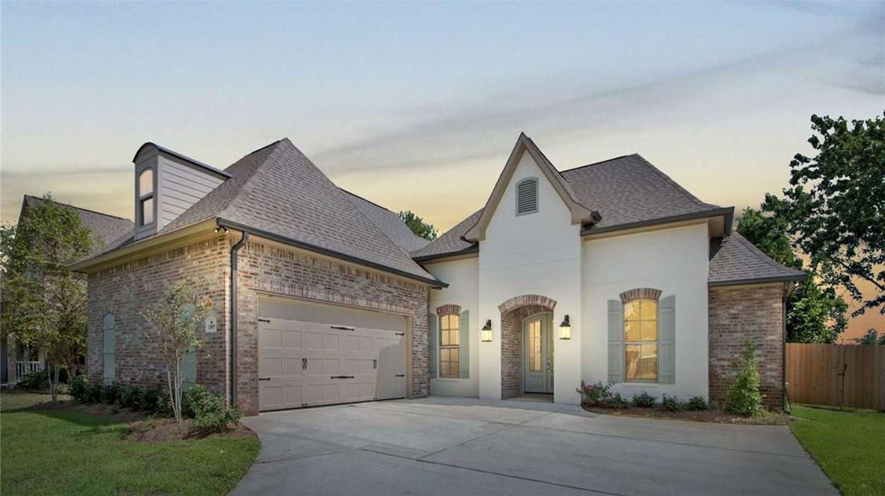 Gorgeous Home in South Shreveport