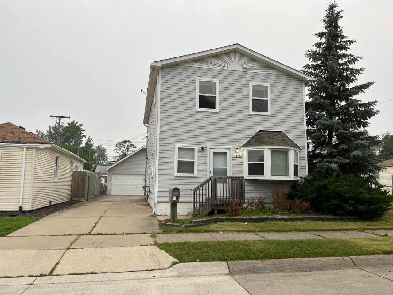 28033 Rosemont Street