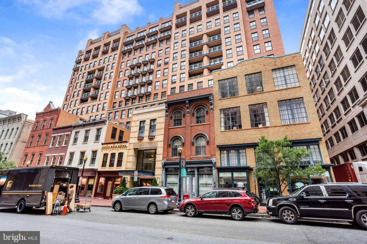 Penn Quarter Spacious One Bedroom W/Private Balcony ALL Amenity Building In Heart of DC!